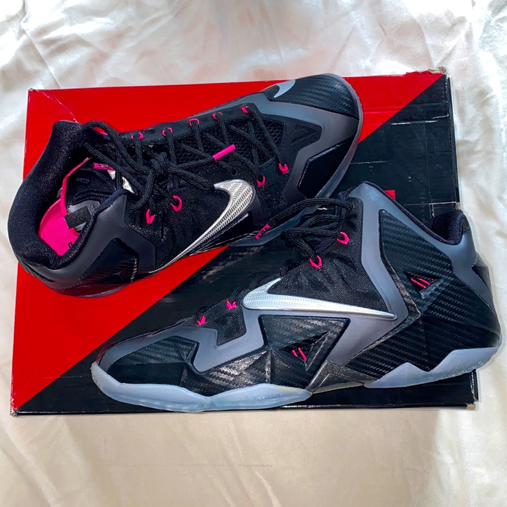 NEW Lebron XI Miami Nights